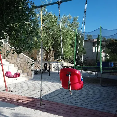 By Interhome Apartamento Peschici